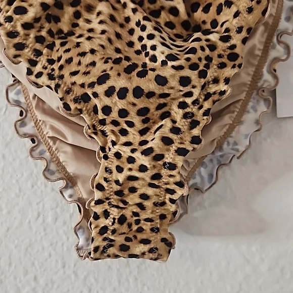 Women's Leopard Shade & Shore Swim Bottoms. Size Med 8-10 NWT - Picture 5 of 10